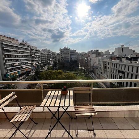 Maria'S Sunlit Apartment Piraeus Ngoại thất bức ảnh