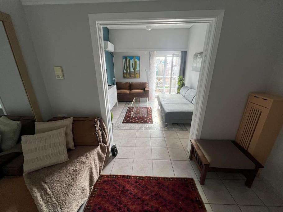Maria'S Sunlit Apartment Piraeus Ngoại thất bức ảnh